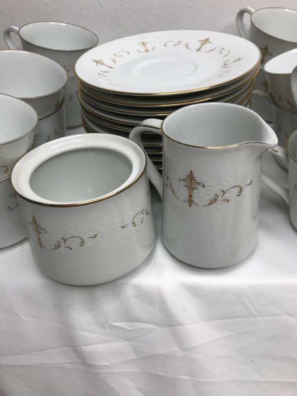 Noritake 6520 Tea set 12 cups and 12 sauces with milk and sugar jar