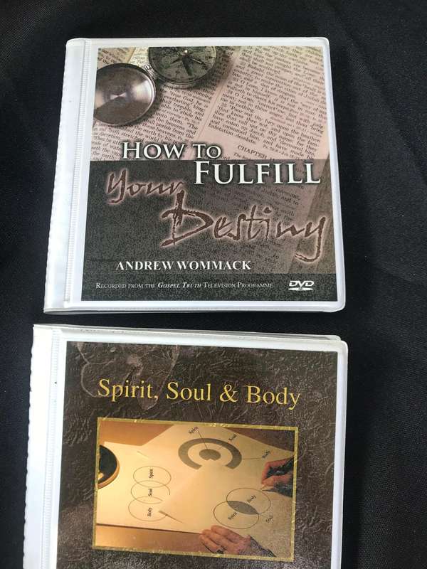 Christian set : Women of the Bible devotional study and 12 DVDs Andrew Wommack