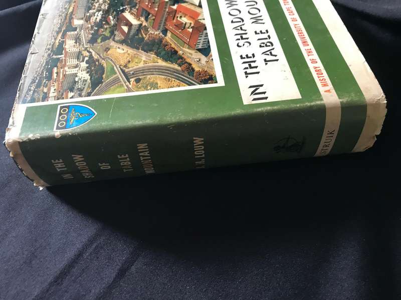 In The Shadow of Table Mountain A History of the UCT Medicalschool by JH Louw incl original inv1969