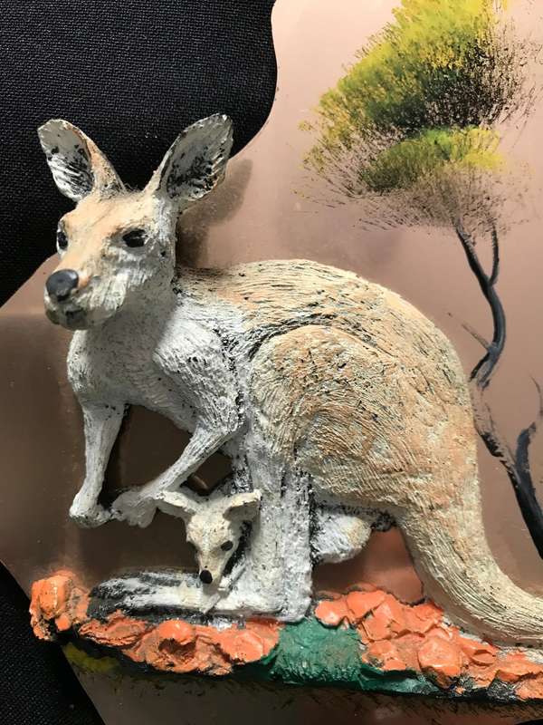Australia Souvenir lot of 3 (puzzle and clock and koala )