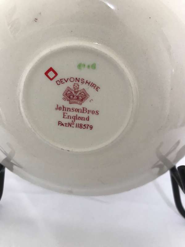 Johnson Brothers China England DEVONSHIRE Brown - TEA CUP SAUCER Pat nr 118579