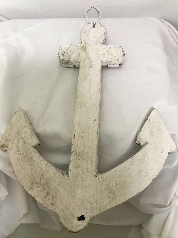 Wall Mounted Handcrafted Premium Sliced Wooden Log Anchor