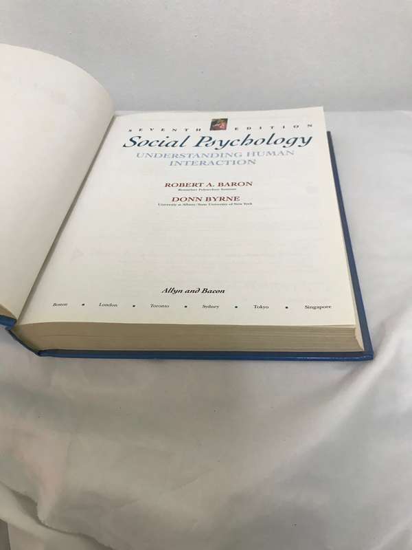 SOCIAL PSYCHOLOGY - UNDERSTANDING HUMAN INTERACTION 7th edition Robert A. Baron,Donn Byrne