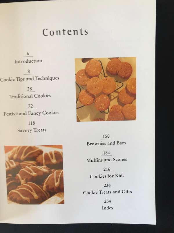 The Great Big Cookie Book: Over 200 Recipes for Cookies, Brownies, Scones, Bars and Biscuit hardcove