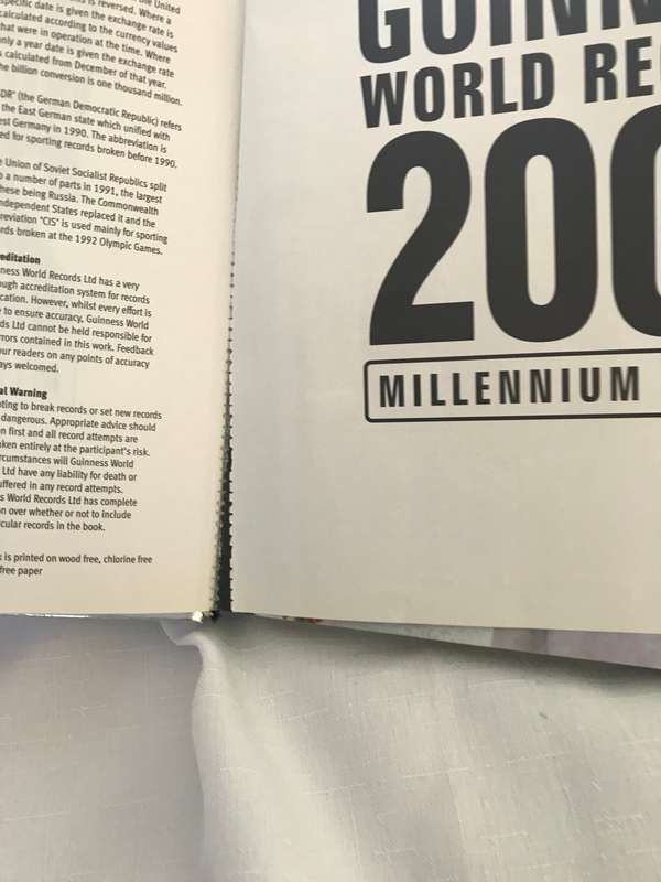 Guinness World Records 2000 Millennium Edition Impressive Embossed Cover