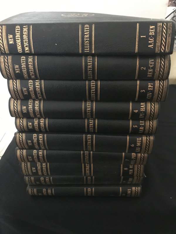 Full set of 10 volumes - Consolidated encyclopedia refere