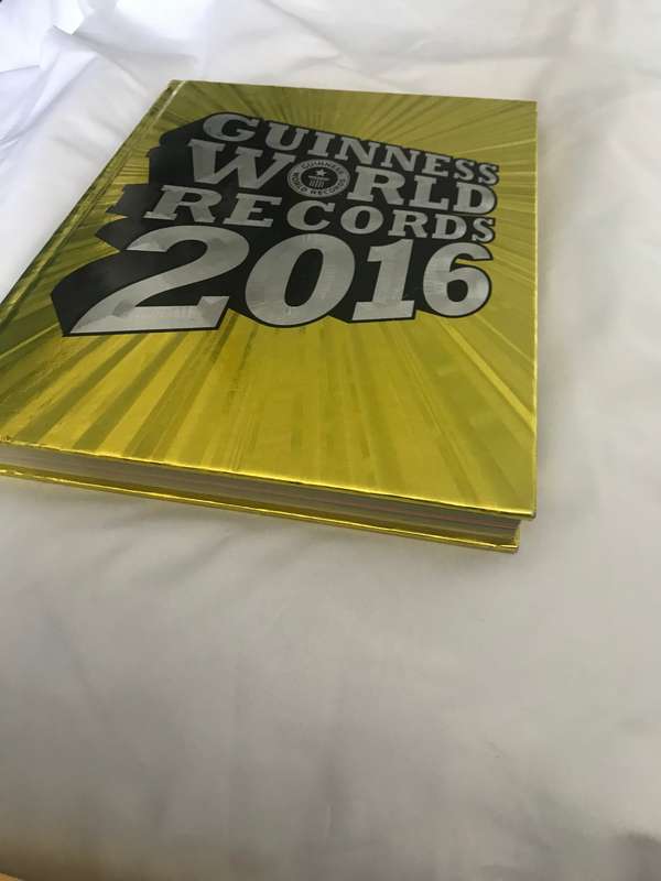 Guinness World Records 2016 by Guinness World Guinness World Records (Hardcover)