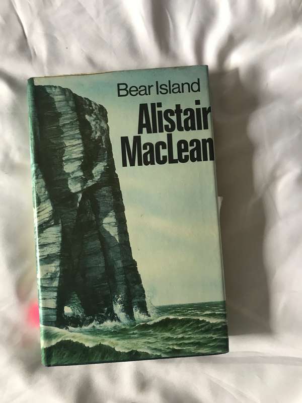 Bear Island MACLEAN, Alistair 1971
