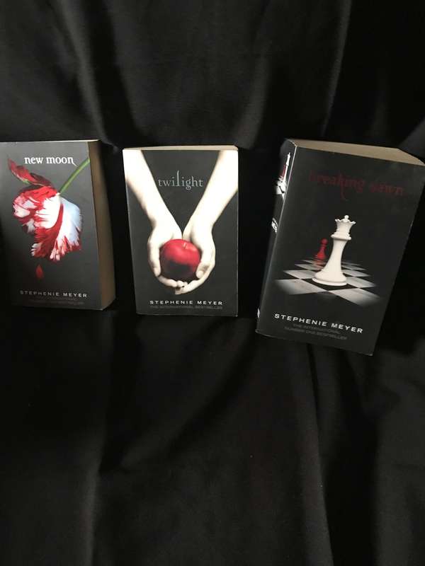 Stephanie Meyer Lot 3 books