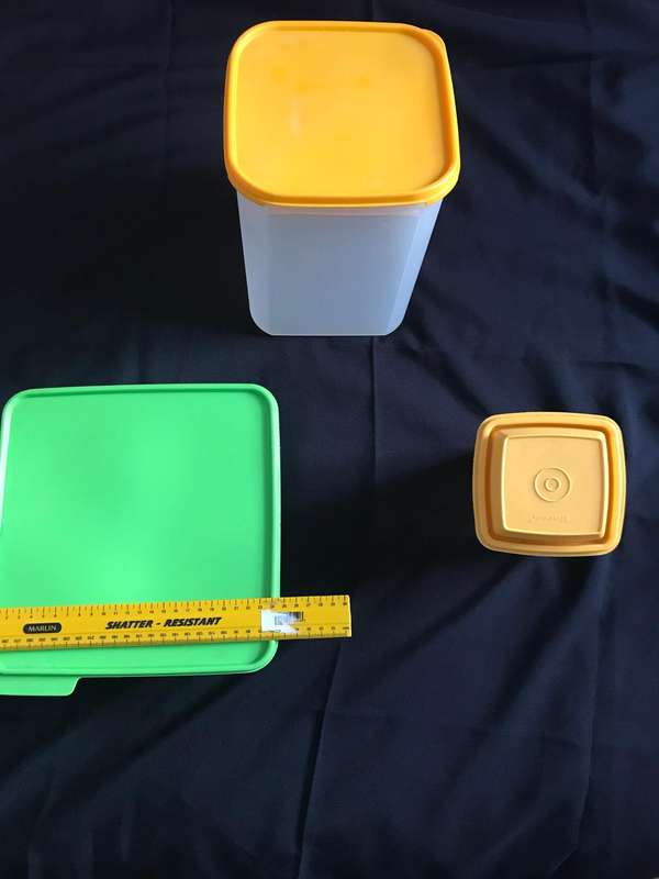 Tupperware lot 3