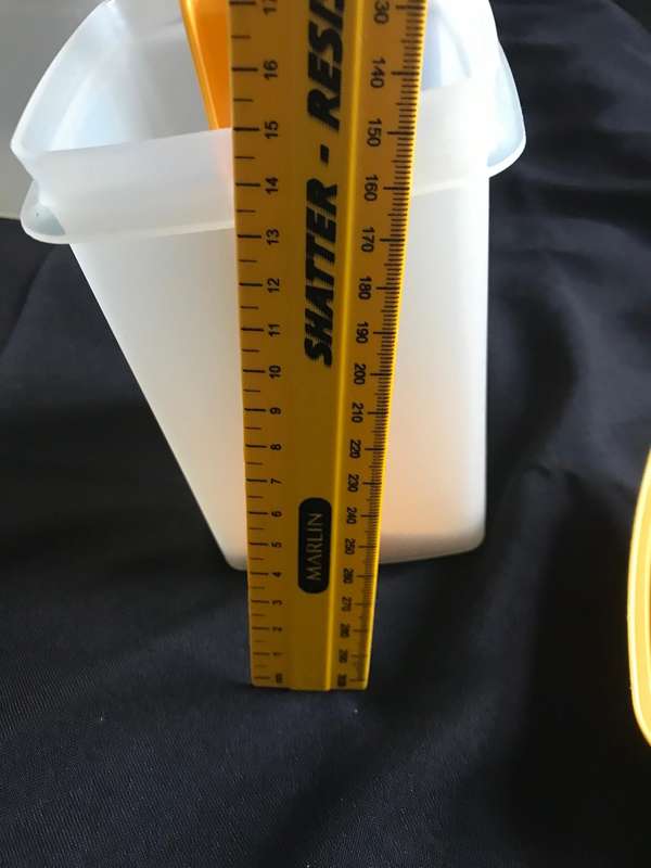 Tupperware lot 3