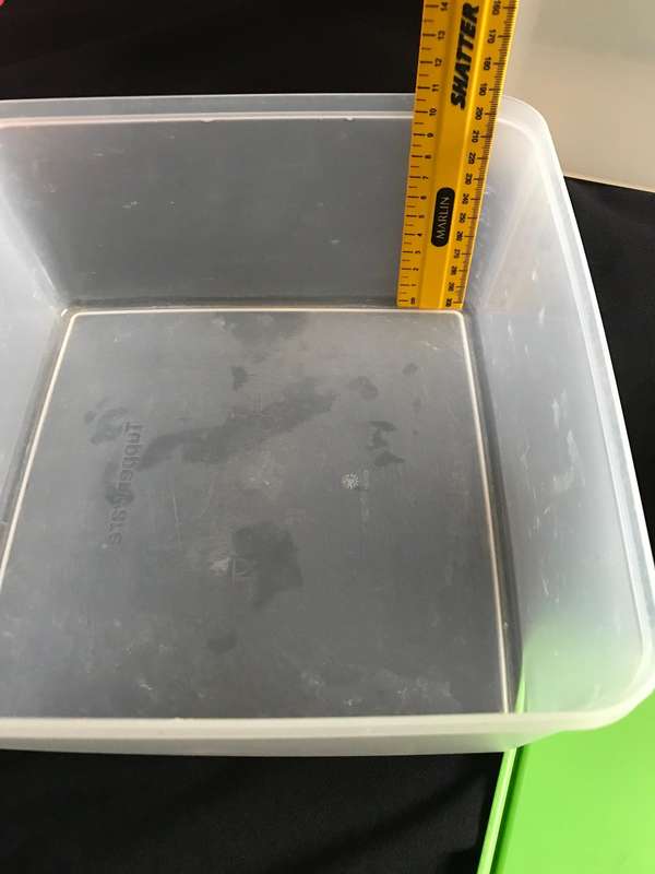 Tupperware lot 3