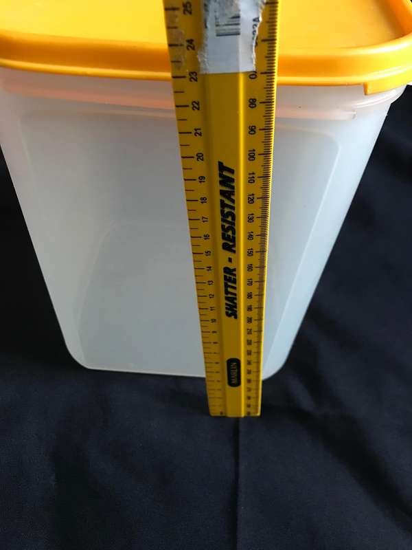 Tupperware lot 3