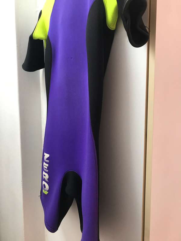 Short Sleeve Wetsuit 38cm breast and waist