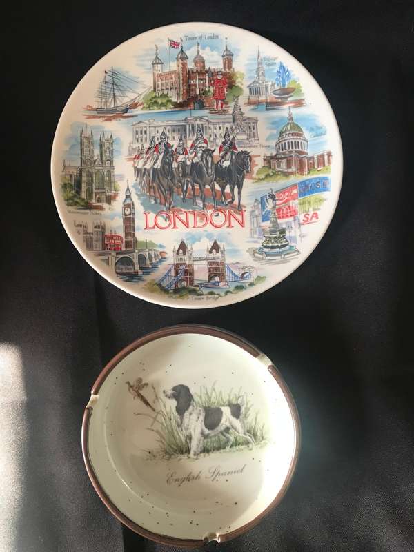 collectible plate London souvenir porcelain Lambert of London decoration and English spaniel ashtray
