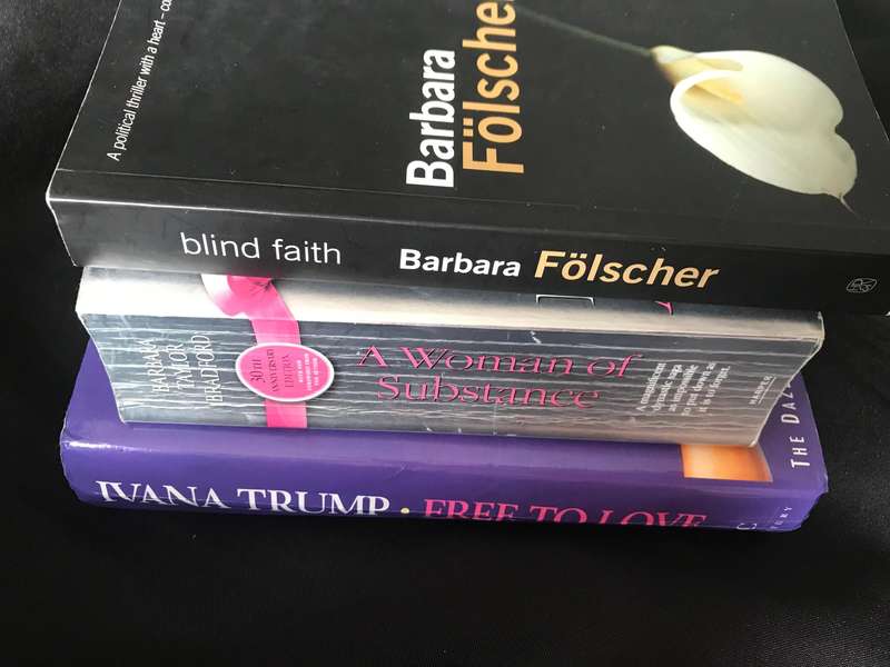 Novels lot 3 books