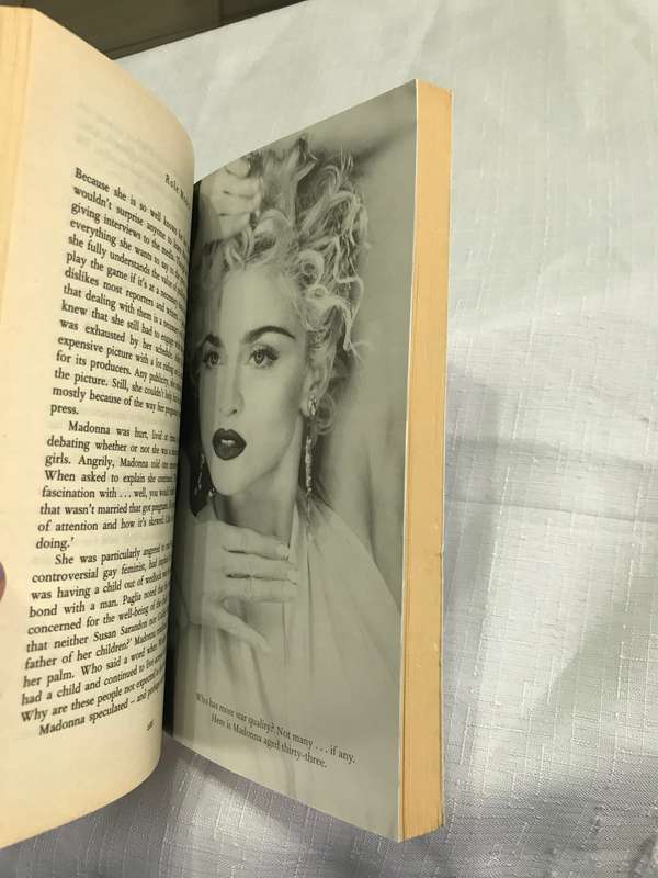 Madonna Intimate Biography