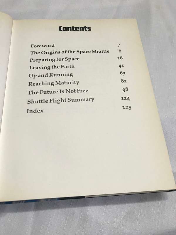 SPACE SHUTTLE Story (1986) by Andrew Wilson book over 120 full color photos