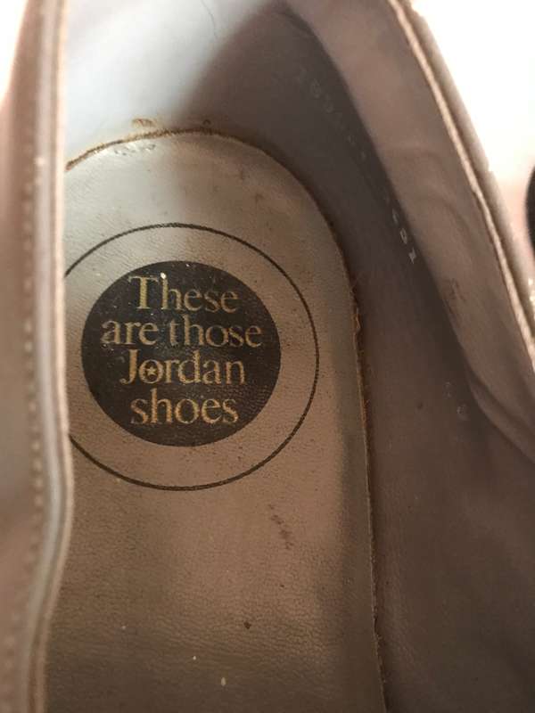 Jordan Shoes Mens Grey Leather size 9 heels replaced second hand