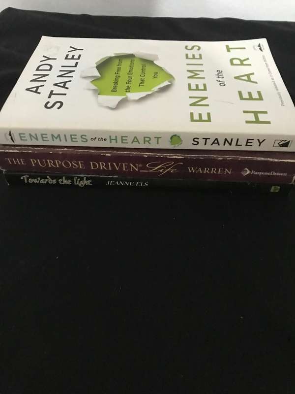 Christian books lot 3