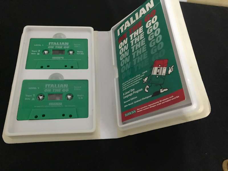 Languages on the Go: Italian on the Go (1992, Audio Cassette / Booklet