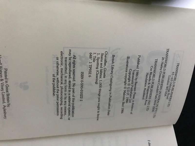 Stains & Fabrics - 1000 things you ought to know Ginette Chevallier 1986
