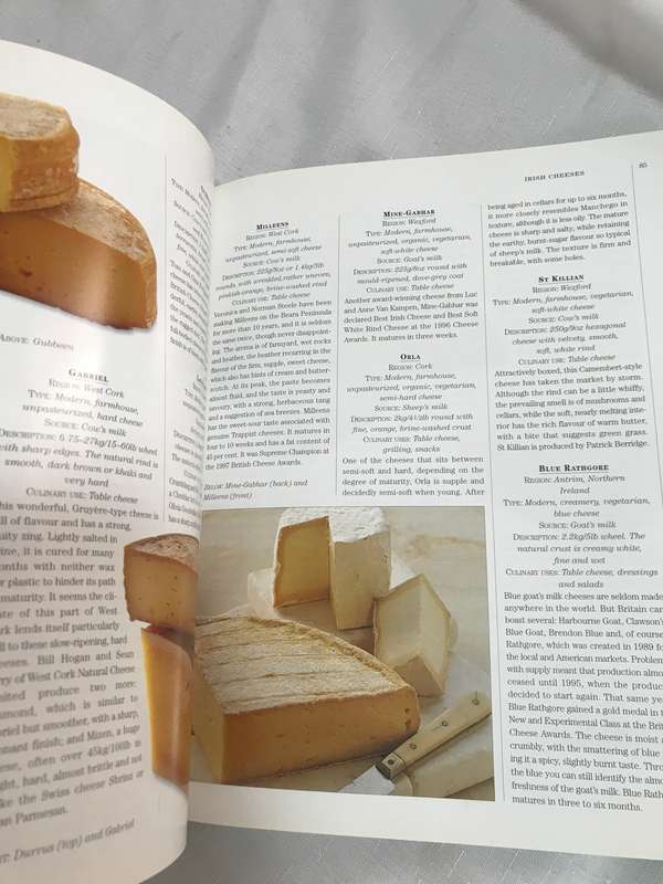 The World Encyclopedia of Cheese  Juliet Harbutt ,  Roz Denny