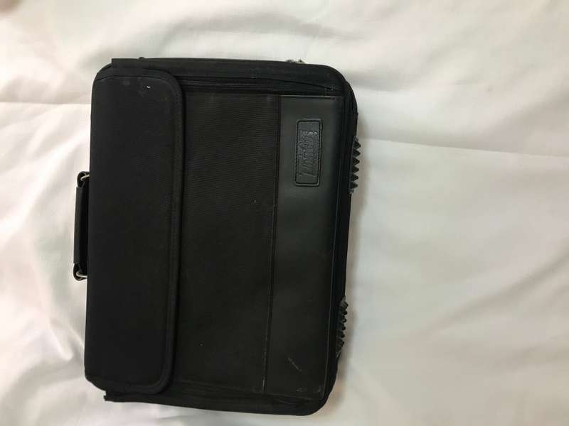 TARGUS Black Heavy Duty Laptop Bag Travel Briefcase