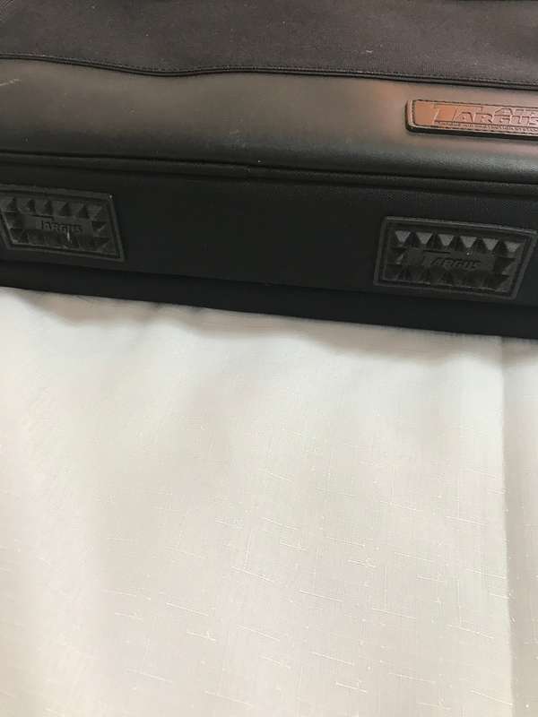 TARGUS Black Heavy Duty Laptop Bag Travel Briefcase
