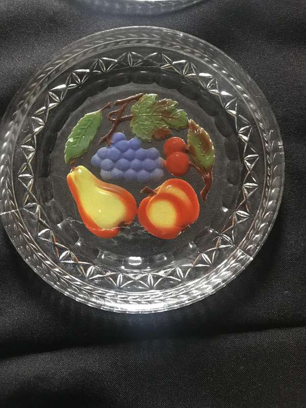 Stunning Glass plates Carved out fruit bottom (visible fruit both sides) x 6