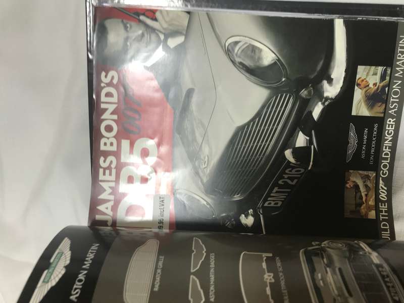 James Bond DB5 007 Aston Martin 1-19. Magazines only