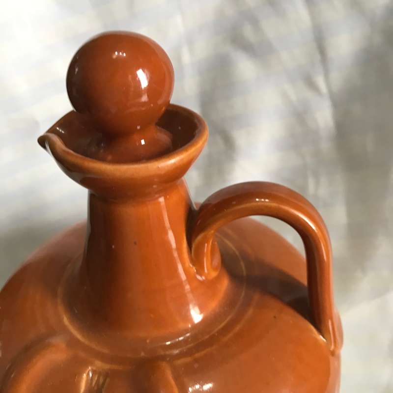 Ceramic KWV Paarl Gemmer jug produk van die K.W.V