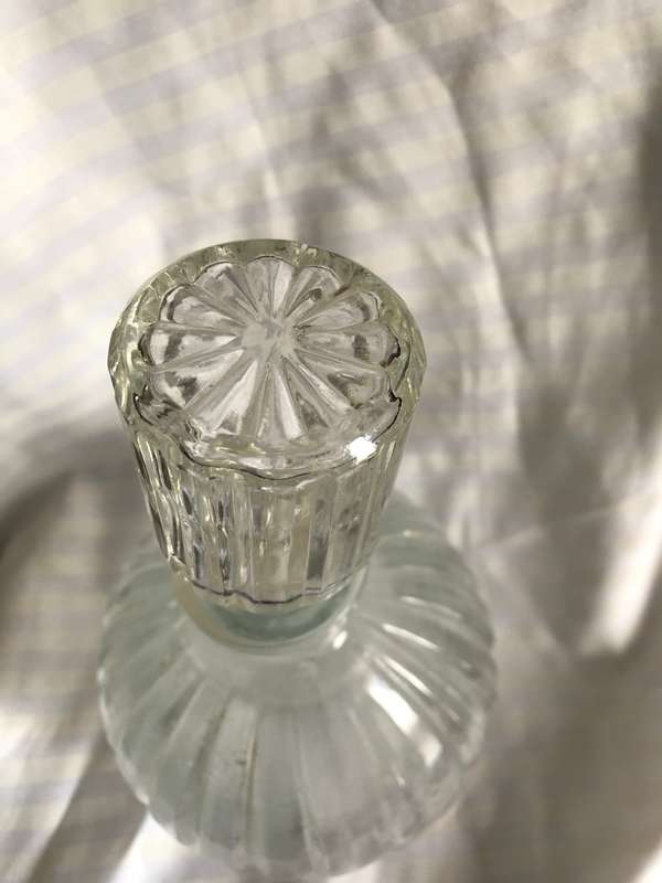 Vintage Clear Glass Ribbed Decanter Bottle/ Round Glass Bottle with Lid