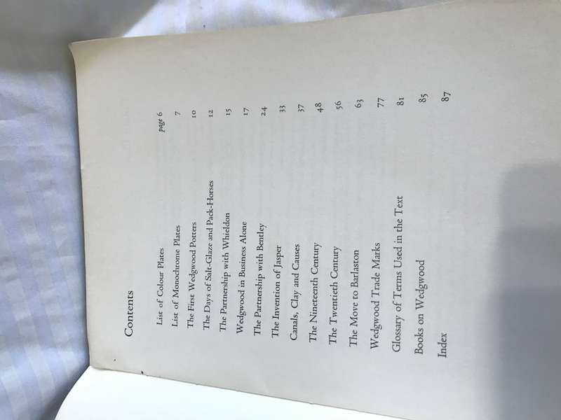 The Story of Wedgwood by Alison Kelly