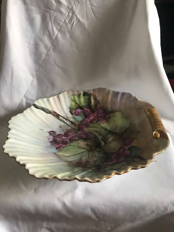 Royal Rudolstadt Prussia Antique 1919 engraved at back of bowl Hand Painted with gold rim