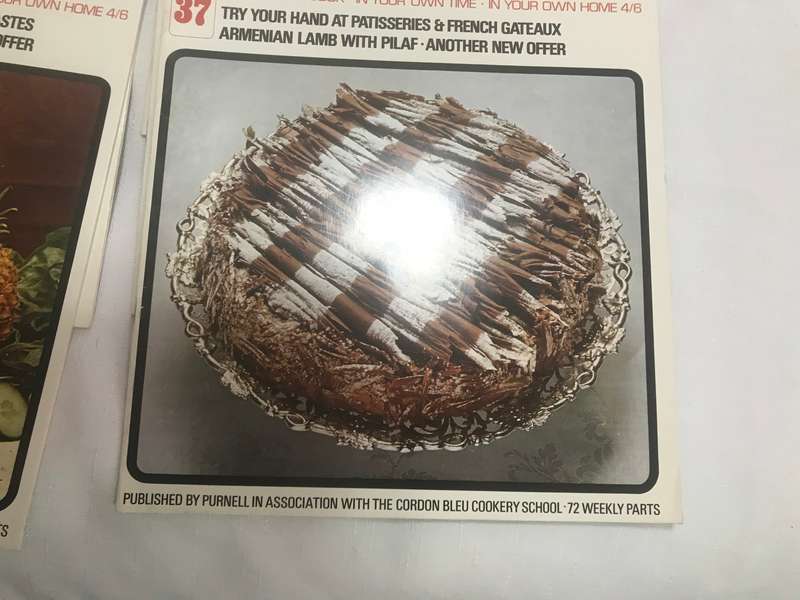 Purnell's Cordon Bleu Cookery Course Magazine nr 37-54 inside beautiful soft brown leather and wood