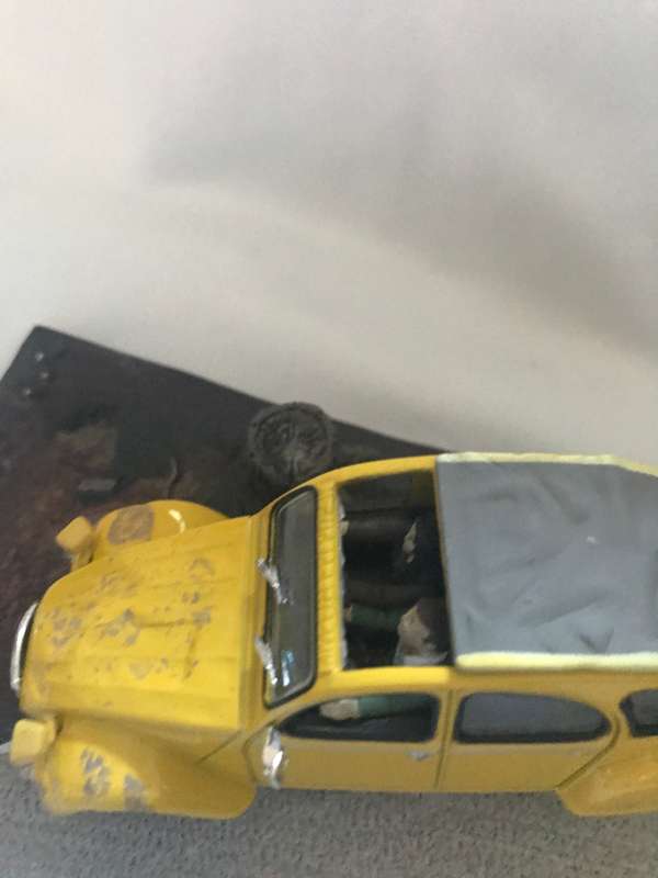 James Bond 007 - Citroen 2CV model car - For your eyes only collectable car