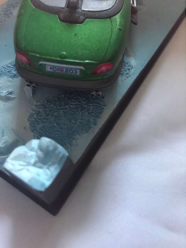 Bond 007 - Jaguar XKR from Die Another Day collectable car
