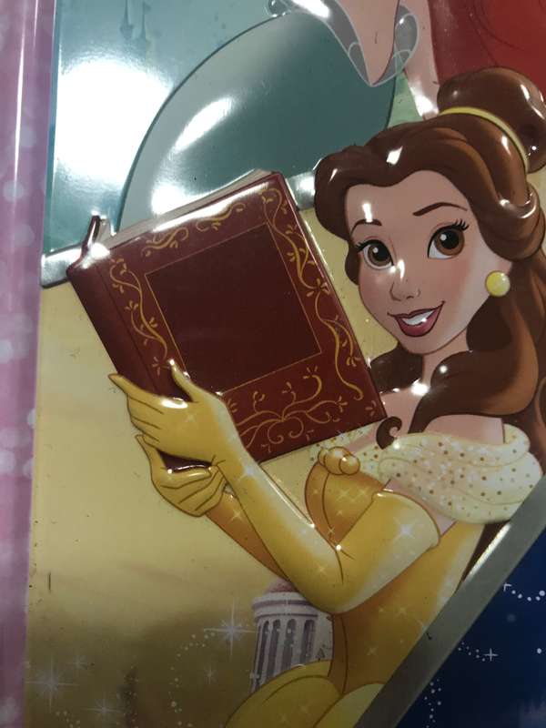 Disney Princess Limited edition Tin box with cards
