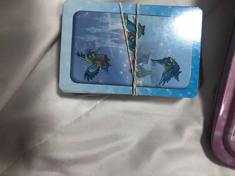 Disney Princess Limited edition Tin box with cards