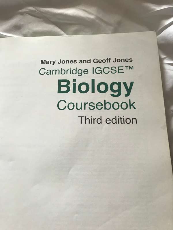 Cambridge IGCSE (R) Biology Coursebook with CD-ROM 3rd edition