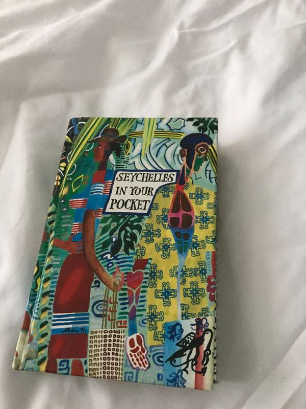 Seychelles in tasca Seyschelles in your pocket IV edition book Italiano-English