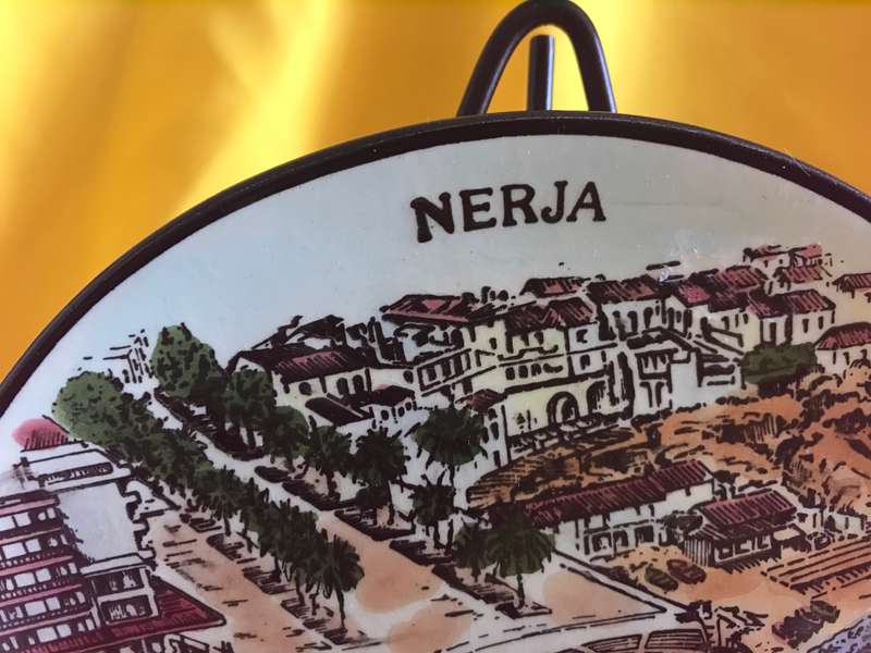 Souvenir plate hand made in Spain