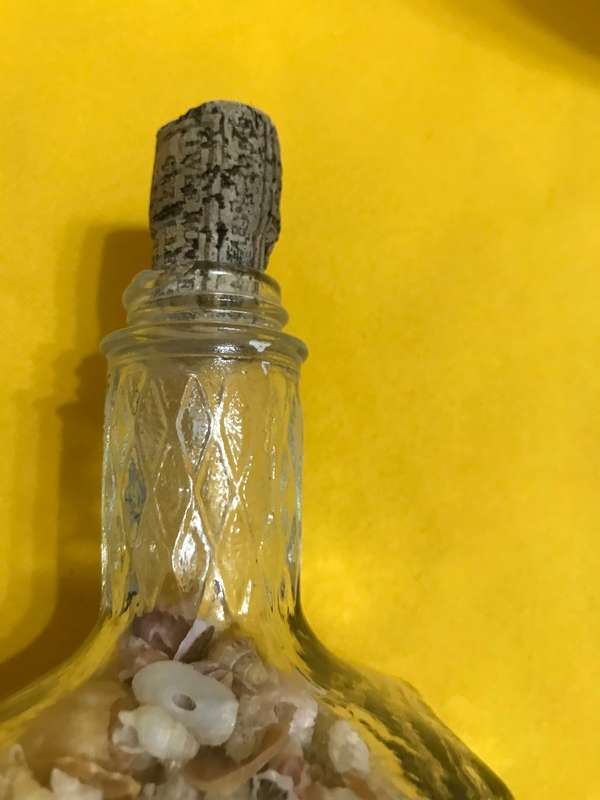 Vintage Style Embossed Glass Bottle With Mini Shells Ornament Home Decor Gift