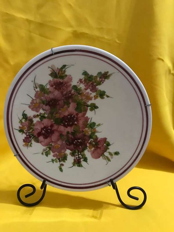 Flower decor plate display