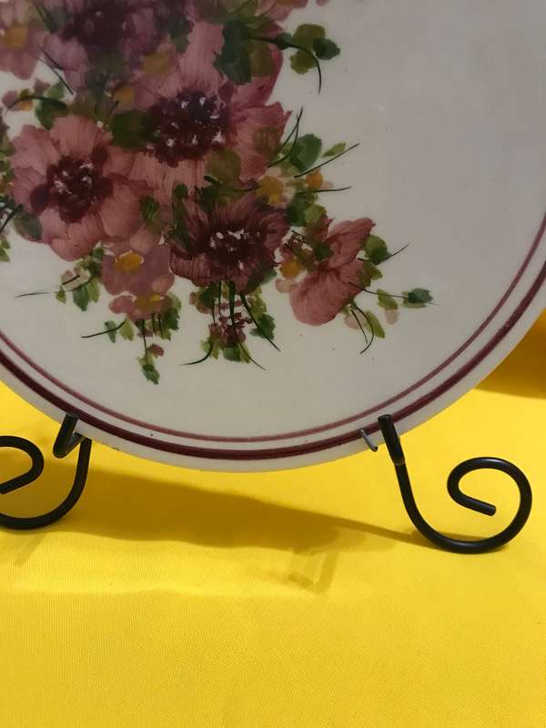 Flower decor plate display