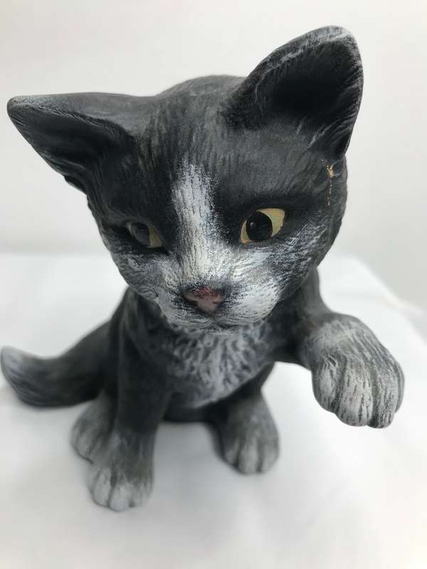 Cat Figurine Paw Up Black 21cm long Porcelain