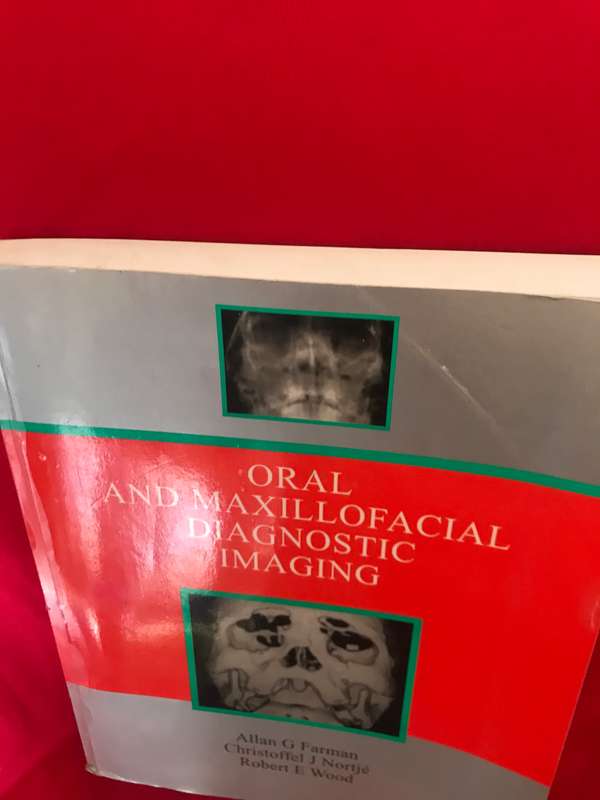 Oral and Maxillofacial diagnostic imaging with 972 illustrations