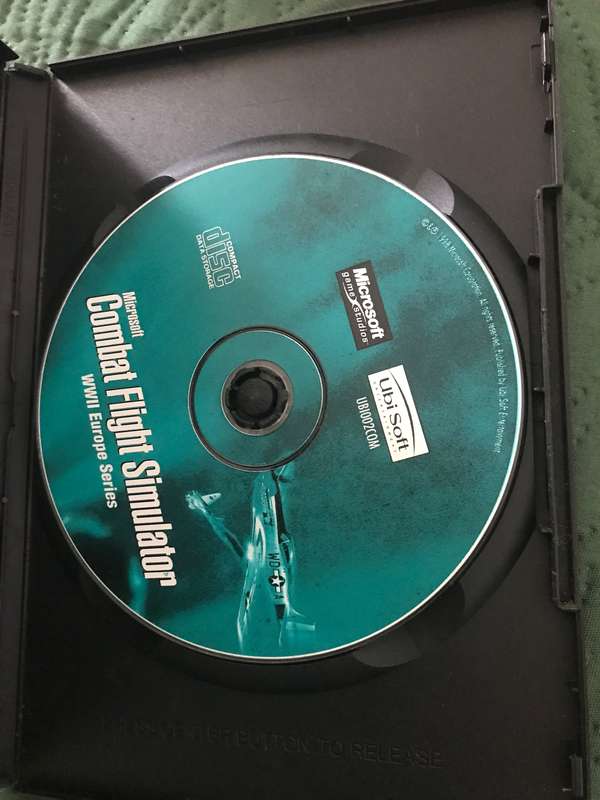 Combat Flight Simulator WWII Europe Series PC CD Rom