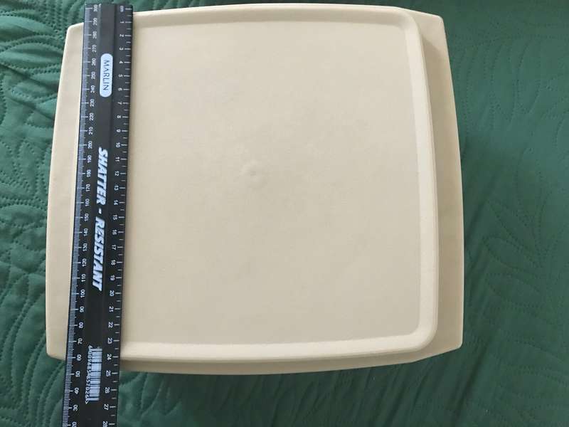 Vintage Tupperware bowl